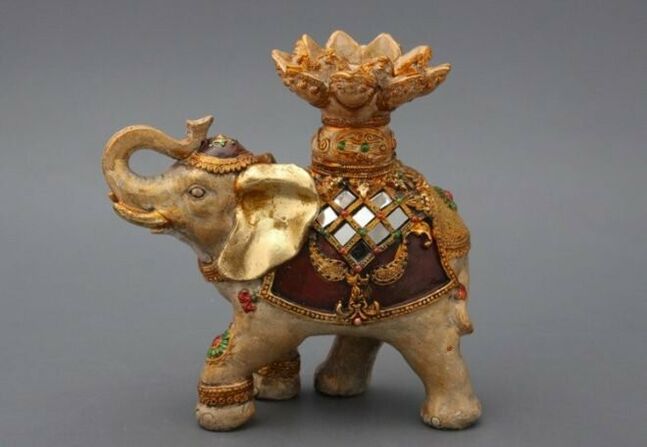 amuleto elefante-simbolo di longevità e saggezza